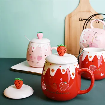 Japonų Stiliaus Keramikos Mielas Braškių Kavos Puodelis Su Dangteliais Ir Šaukštu Kūrybos Porceliano Pusryčiai Pienas, Avižiniai Dribsniai Taurės Drinkware
