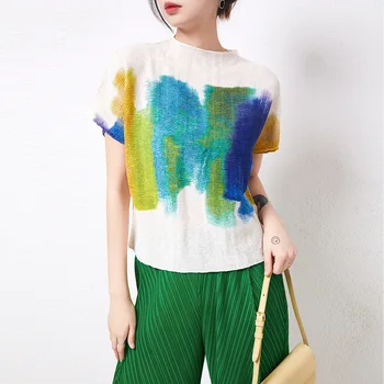 Miyake klostuotas viršuje moterų vasaros plonas trumpas rankovėmis marškiniai grafiti ruožas plonas plonas print t-shirt