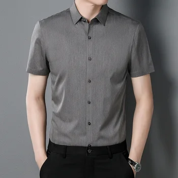 Vasaros vyriški trumparankoviai marškinėliai kieto spalvų marškinėliai vyriški ploni verslo atsitiktinis korėjos versija gražus trumpas rankovėmis marškinėliai vyrams