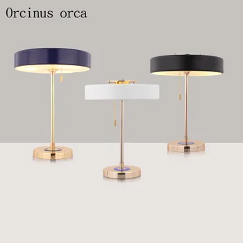Šiaurės modernus minimalistinis LED spalva geležies stalo lempos kambarį naktiniai staleliai, lempa, American retro dekoratyvinis stalo lempos nemokamas pristatymas